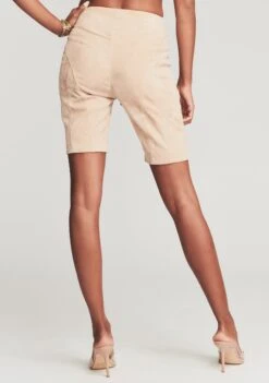 Amanda Short -Retrofete Sales Store 210825 Set1 SHOT 59 4493