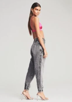 Miriam Pant -Retrofete Sales Store 220111 Retrofete eComm Set2 SHOT 72 5024