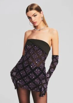 Jamie Sequin Gloves -Retrofete Sales Store Ecommerce Crop 220201 Retrofete SHOT 21 2022 eComm c685b0dc a449 4202 ab52 9de0fff0ec9e