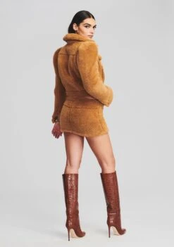 Amelio Teddy Skirt 10 Amelio Teddy Skirt -Retrofete Sales Store Ecommerce Crop 220201 Retrofete SHOT 28 2670 eComm