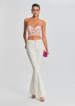 Moore Mid Rise Flare Jean -Retrofete Sales Store Ecommerce Crop 221115 Ecom SET1 SHOT 40 6400