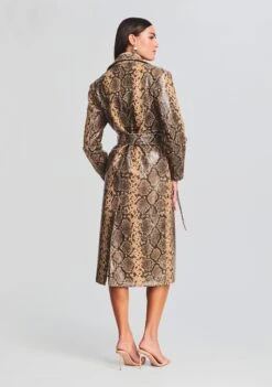 Steffan Leather Coat -Retrofete Sales Store Ecommerce Crop 23 07 18 SET1 Piper Sweater Steffan Coat Zelda Skirt Gloves 0190 ECOMM