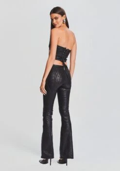 Lana Coated Knit Pant 10 Lana Coated Knit Pant -Retrofete Sales Store Ecommerce Crop 23 09 21 MAEKNITCARDIGAN EVEYKNITTOP LANAKNITPANT COATEDBLACK 2447 ECOMM