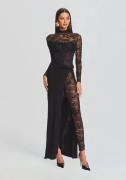 Saphhira Lace Dress 11 Saphhira Lace Dress -Retrofete Sales Store Ecommerce Crop 23 09 22 SAPHHIRADRESS BLACK 387 ECOMM