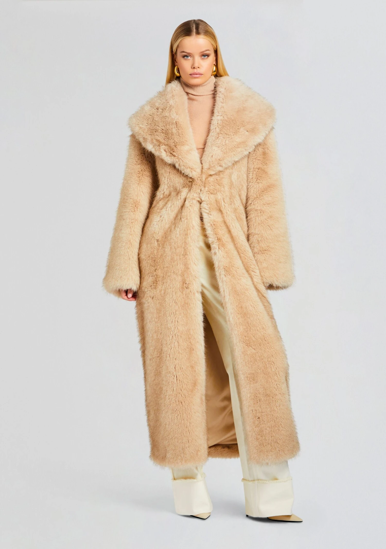 Averie Faux Fur Coat 7 Averie Faux Fur Coat - Image 5