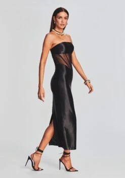 Baila Dress -Retrofete Sales Store Ecommerce Crop 230321 Set2 SHOT 86 3045 eComm