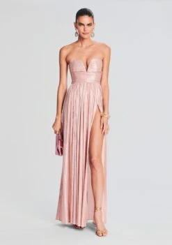 Madeleine Dress 11 Madeleine Dress -Retrofete Sales Store Ecommerce Crop 230510 Set2 SHOT 58 6037 eComm