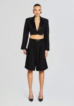 Alyson Short 11 Alyson Short -Retrofete Sales Store Ecommerce Crop 24 02 15 EDNABLAZER ALYSONSHORT BLACK 2205 ECOMM e8f1d5e3 fc3e 46ac 8c55 39461e070b84