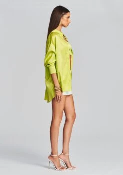 Bec Silk Top -Retrofete Sales Store Ecommerce Crop Retrofete eComm 220712 Set2 Shot16 2315