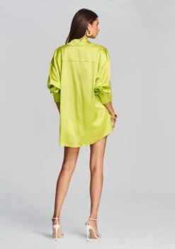 Bec Silk Top -Retrofete Sales Store Ecommerce Crop Retrofete eComm 220712 Set2 Shot16 2341