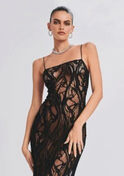 Winnie Embellished Lace Dress -Retrofete Sales Store Ecommerce Crop Retrofete eComm 220921 SHOT 57 4126 4301051b 01b5 47bb 84f2 17a1c1017375