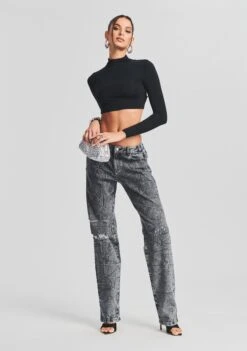 Monica Pant 11 Monica Pant -Retrofete Sales Store Ecommerce Crop Retrofete eComm 220921 SHOT 70 5787